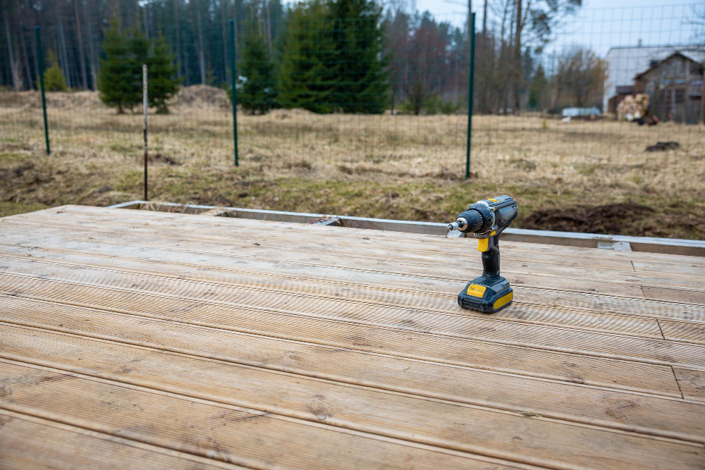 guide et astuces pour Installer une terrasse en bois sur plots